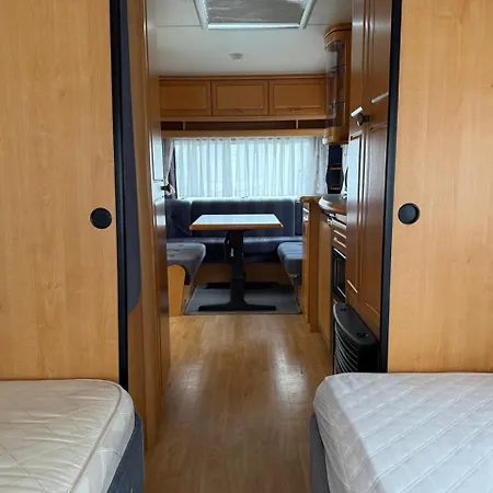 Kamp alanı Przyczepy Kormoran - - Polwysep Helski